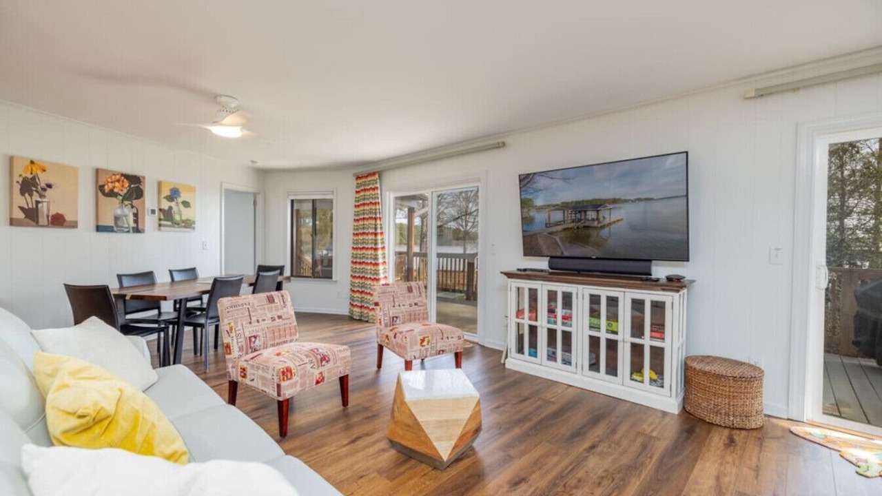 Photo of Livingroom in Henrico