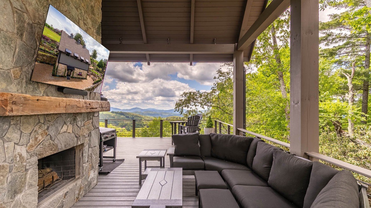 Photo of Outdoor in Elk Park