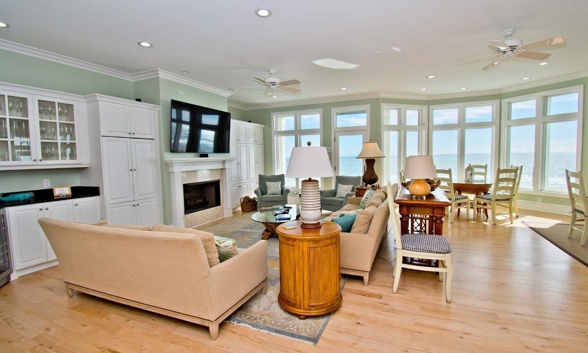 Photo of Livingroom in Emerald Isle