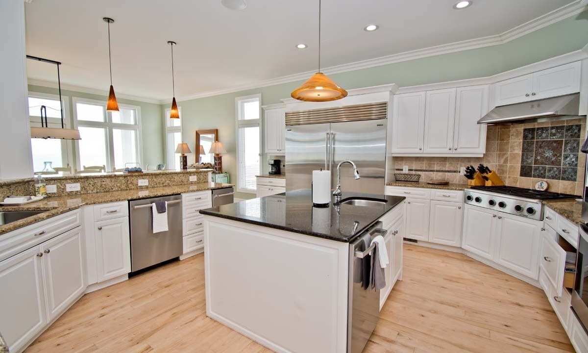 Photo of Kitchen in Emerald Isle