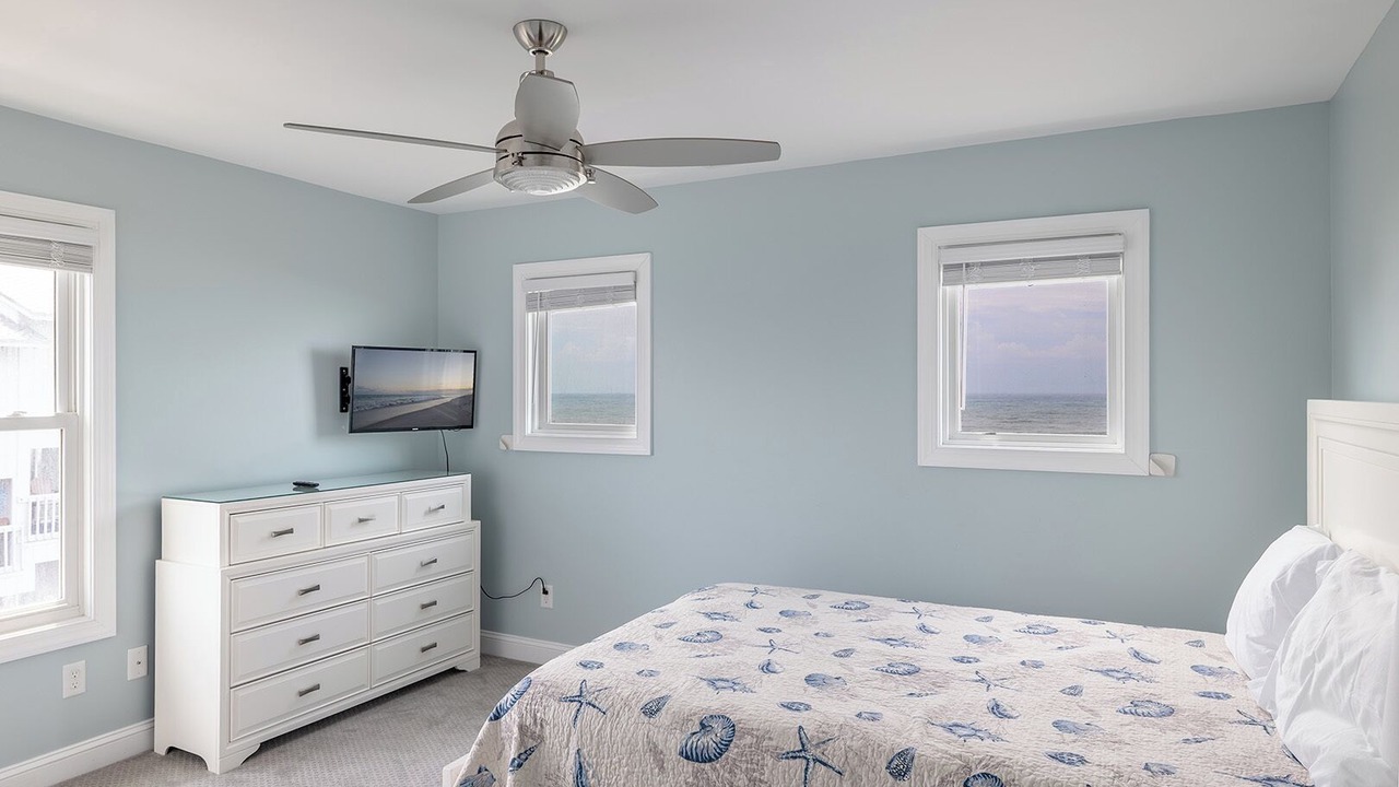 Photo of Others in Pine Knoll Shores