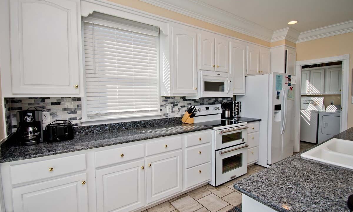 Photo of Kitchen in Emerald Isle