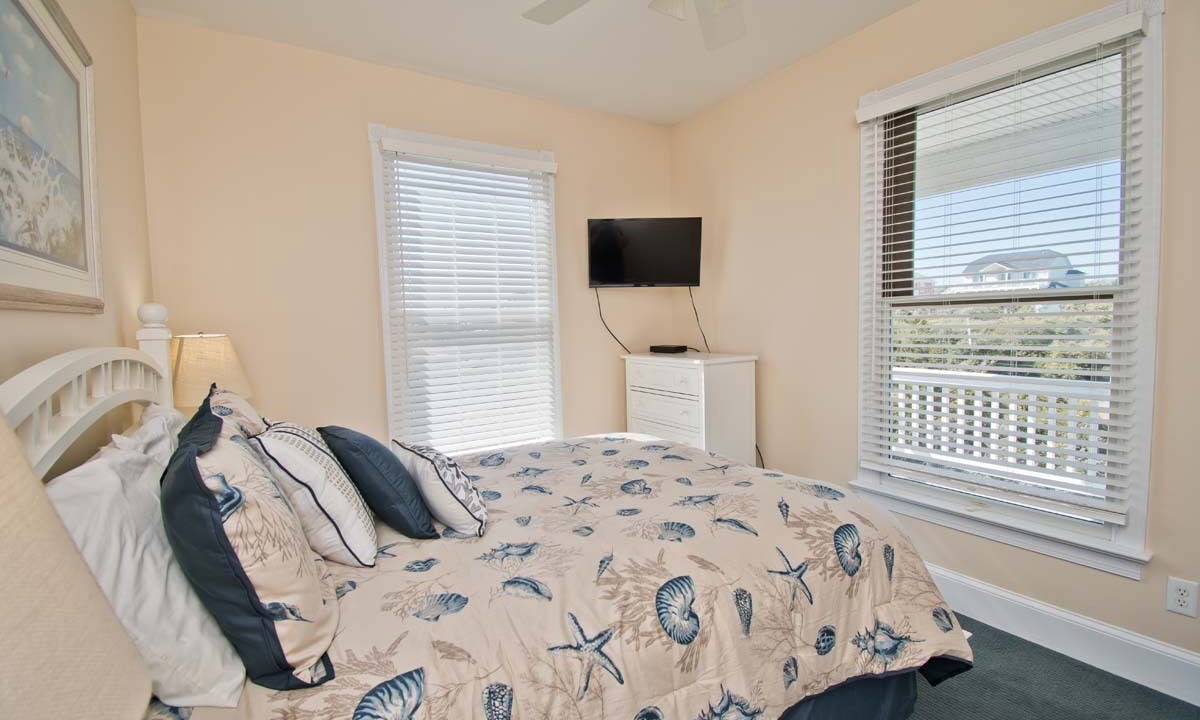 Photo of Bedroom in Emerald Isle