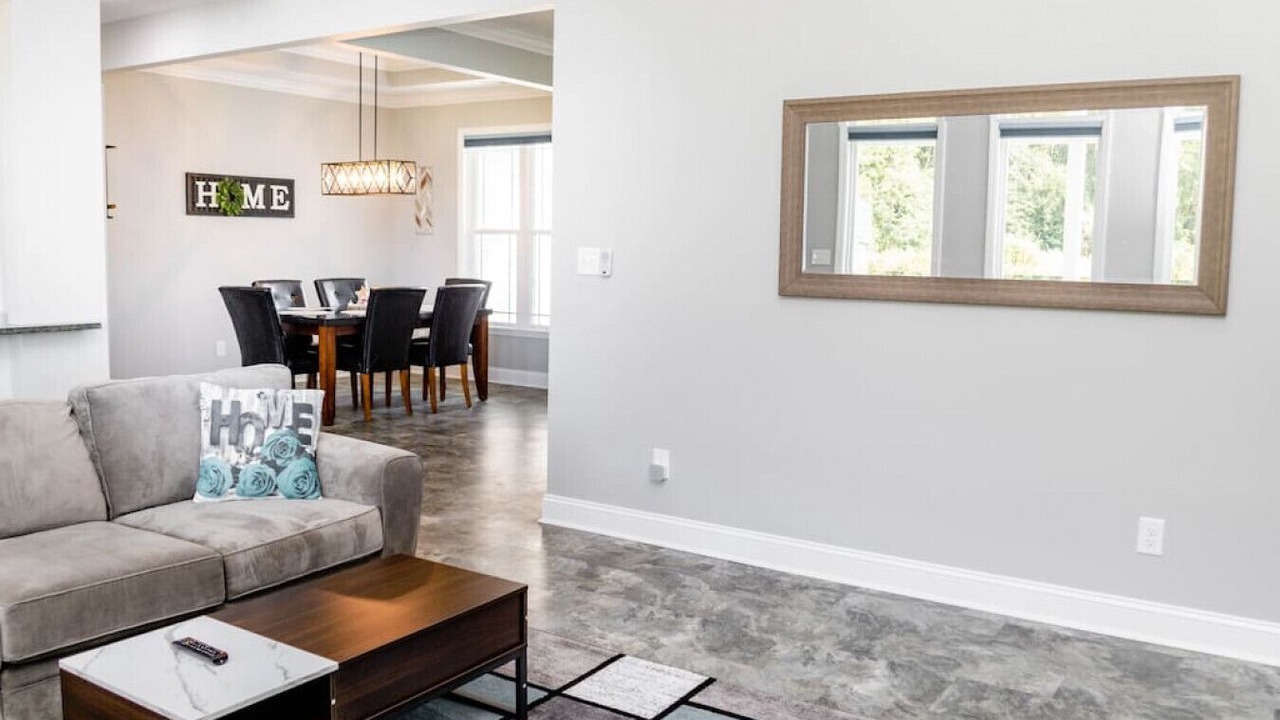 Photo of Livingroom in Greenville