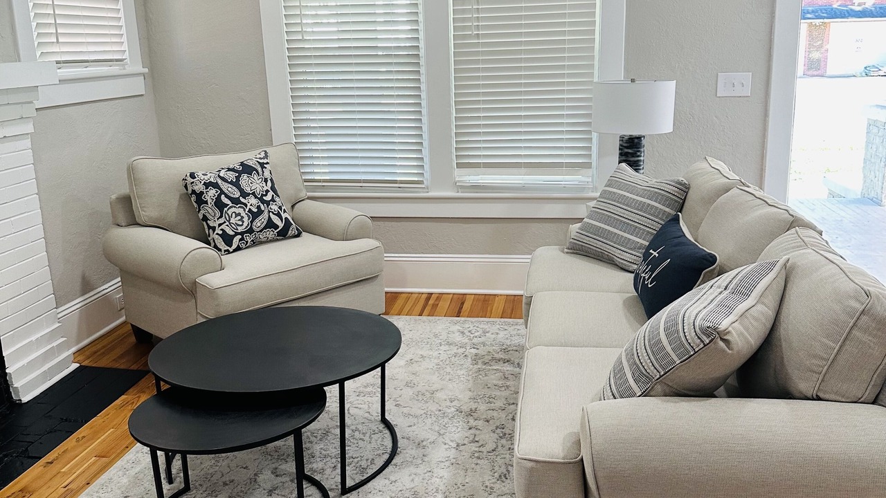 Photo of Livingroom in Greensboro