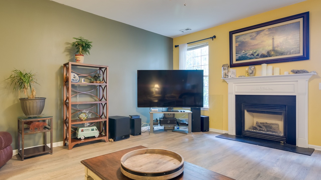 Photo of Livingroom in Holly Springs