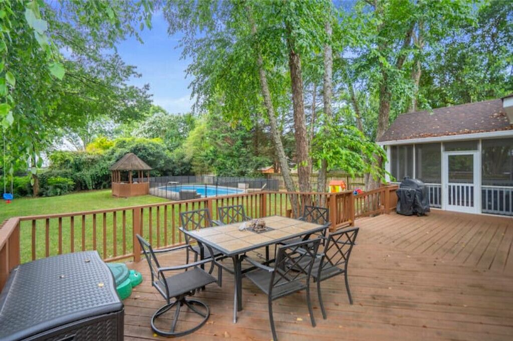 Photo of Outdoor in Myers Park