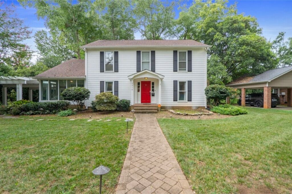 Photo of Outdoor in Myers Park