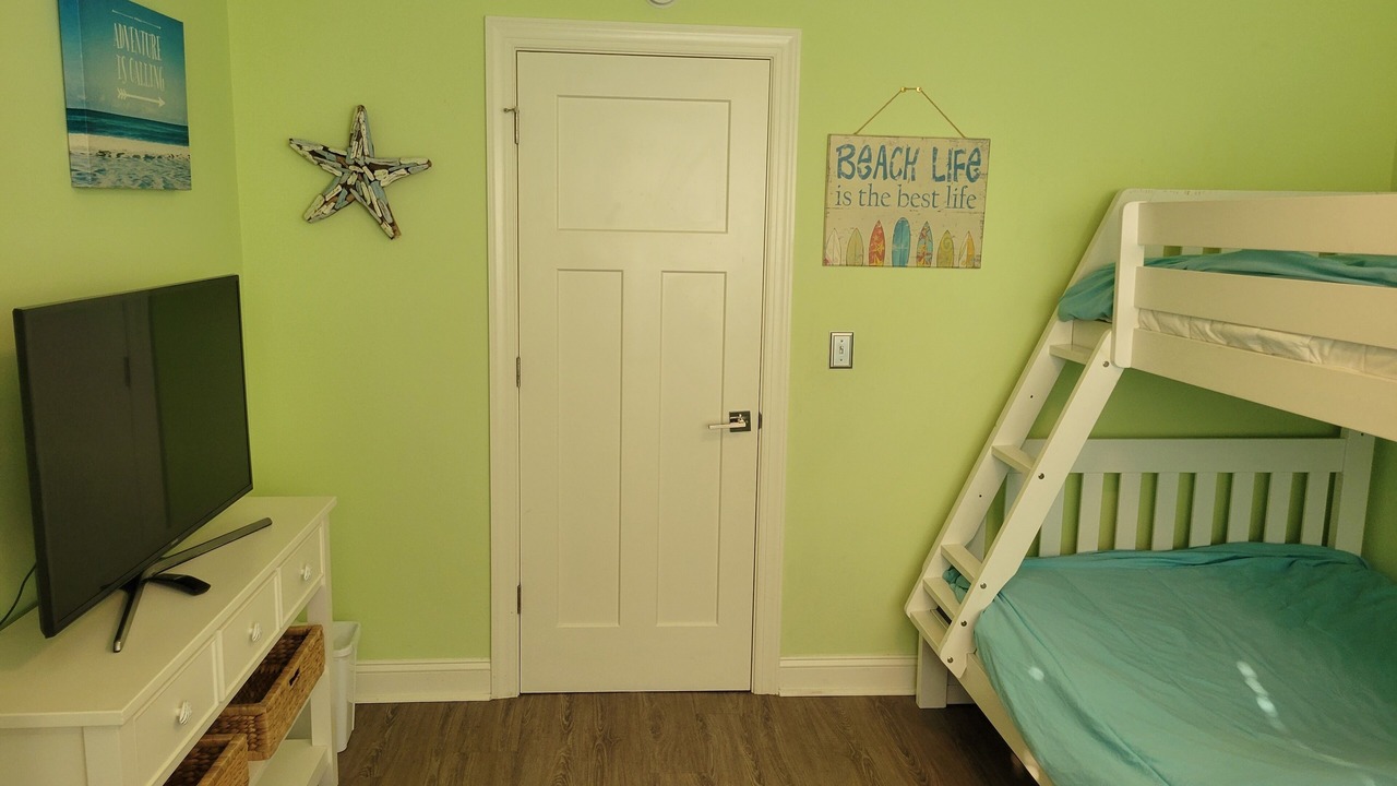 Photo of Bedroom in Ash