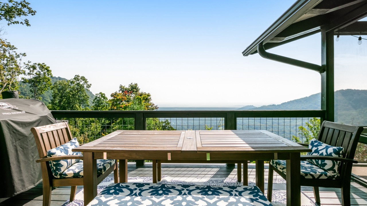 Photo of Outdoor in Saluda