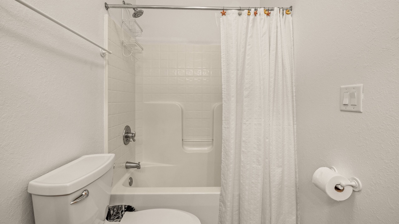 Photo of Bathroom in Manteo