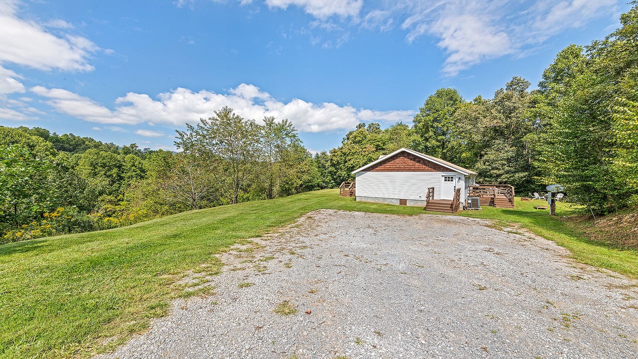 Photo of Outdoor in Waynesville