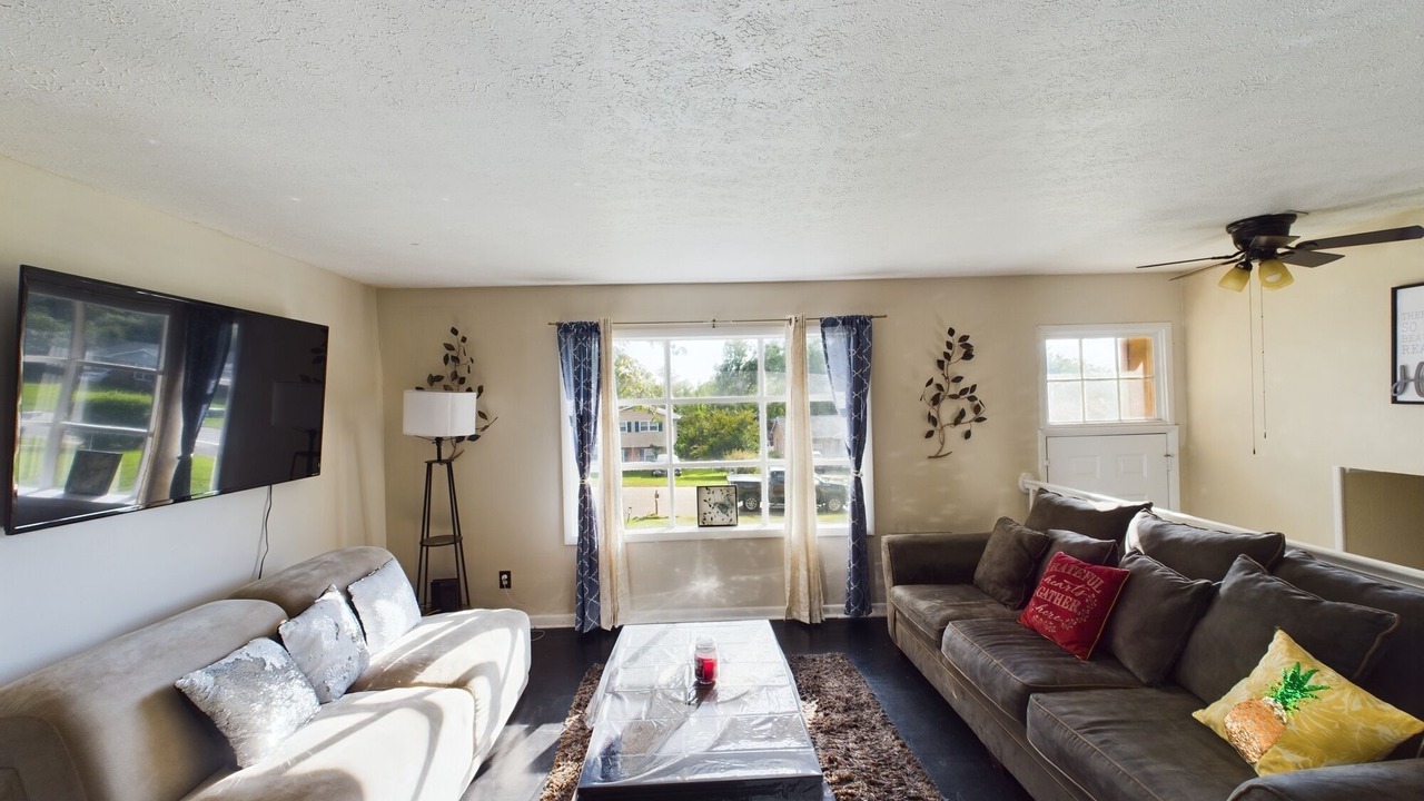 Photo of Livingroom in Pine Forest