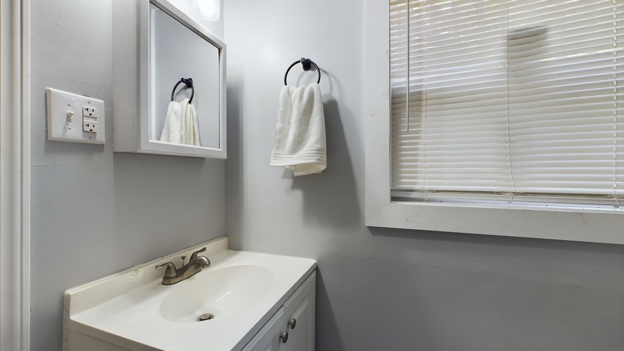 Photo of Bathroom in Pine Forest