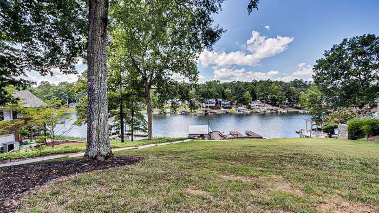 Photo of Outdoor in New London