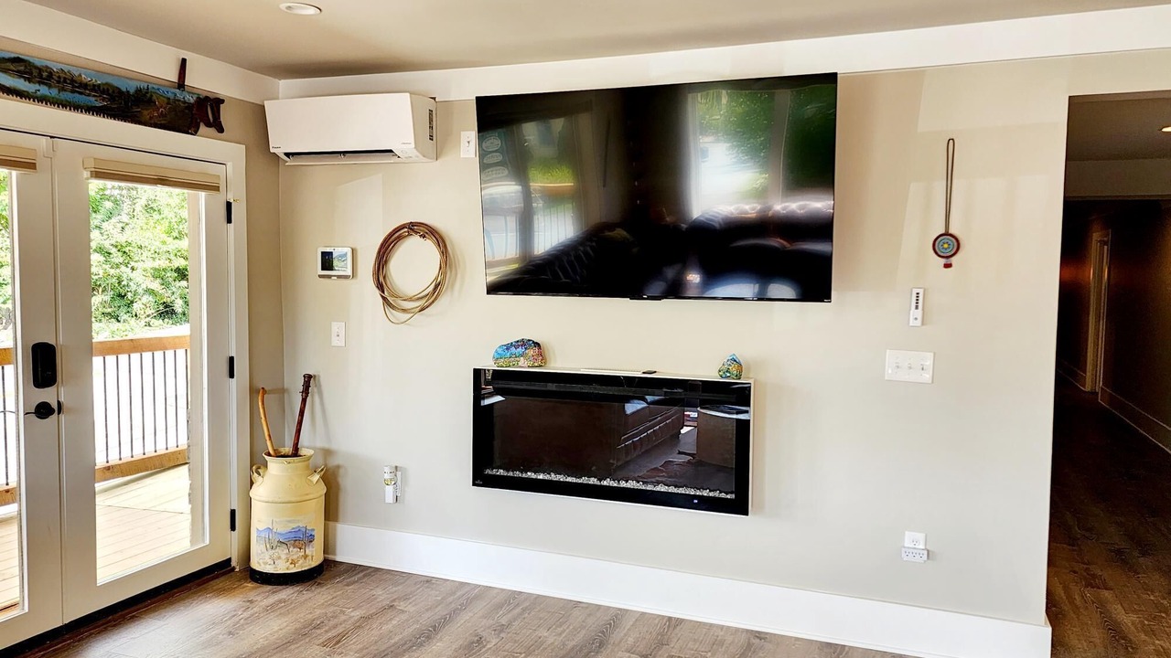 Photo of Bedroom in Blowing Rock