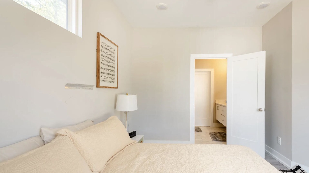Photo of Bedroom in Hayes