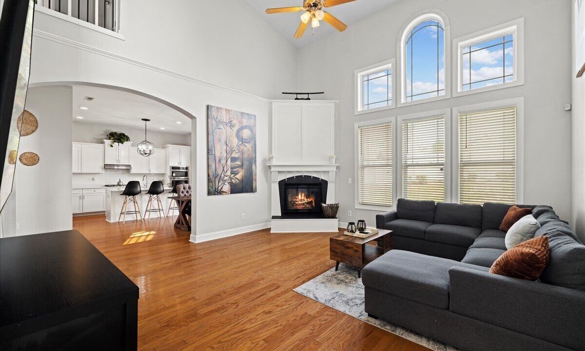 Photo of Livingroom in Northeast Raleigh