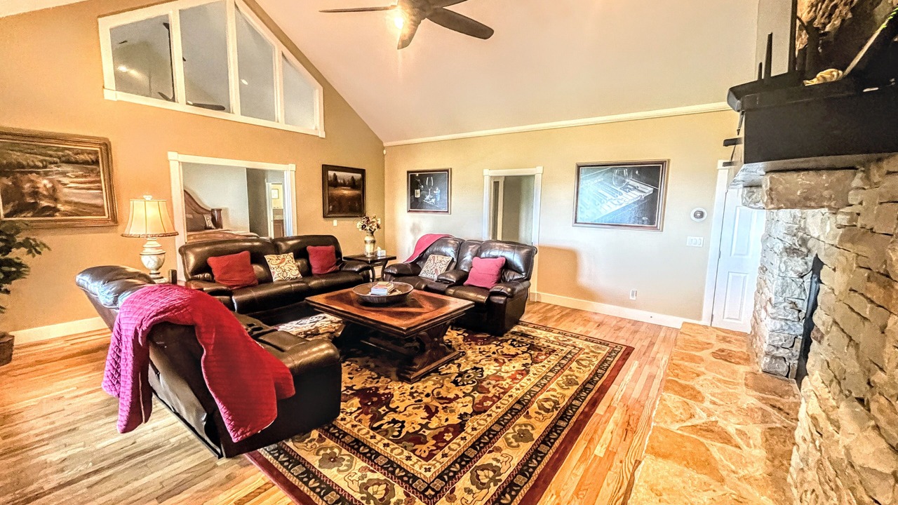 Photo of Livingroom in Wolf Laurel