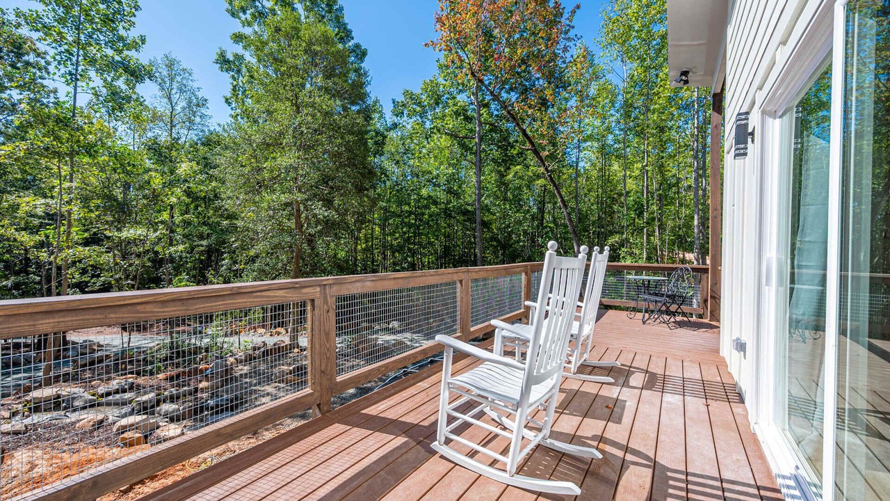 Photo of Patio Balcony in Bynum