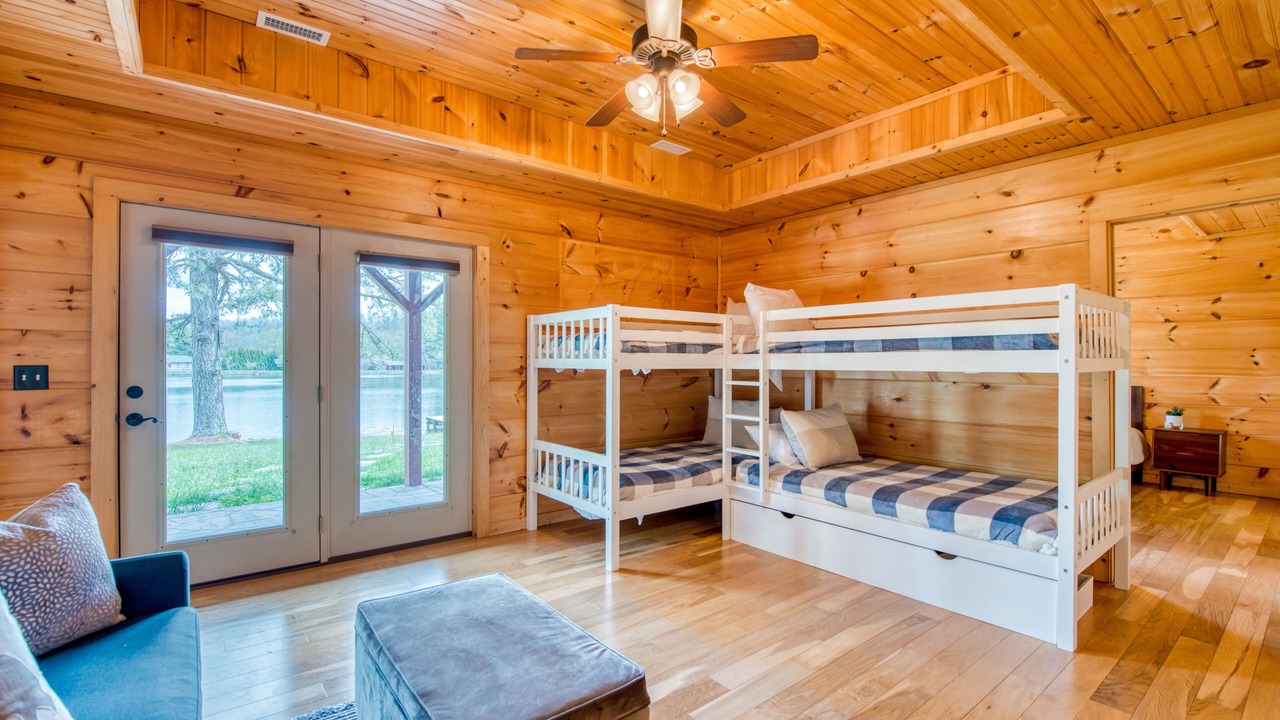 Photo of Bedroom in Mills River