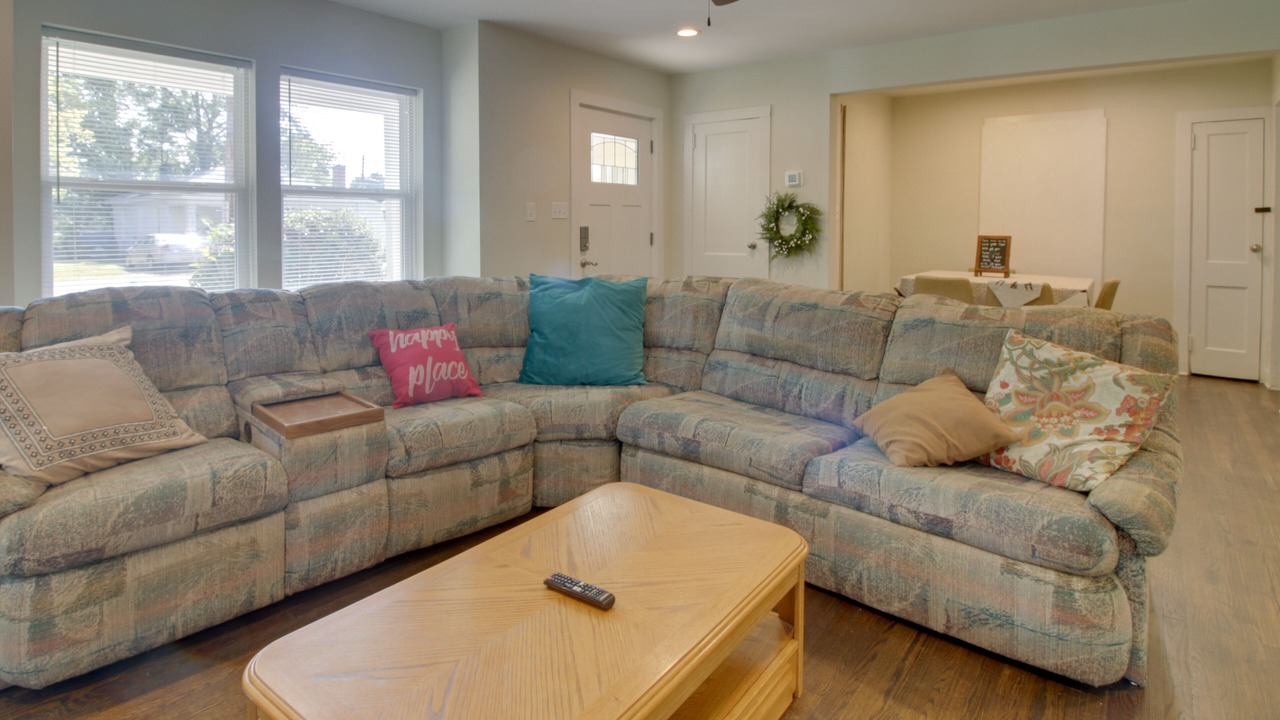 Photo of Livingroom in Shelby