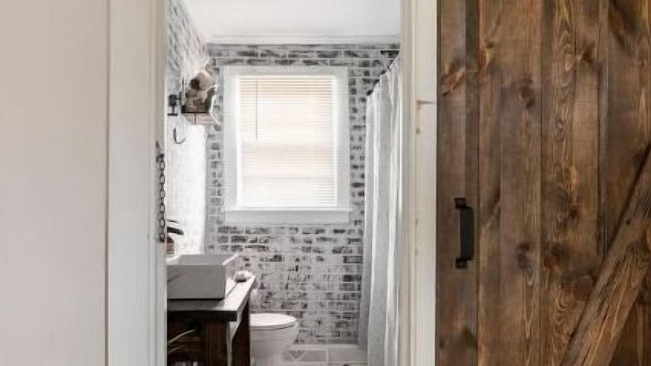 Photo of Bathroom in Eden