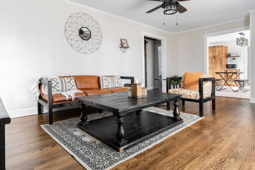 Photo of Livingroom in Eden