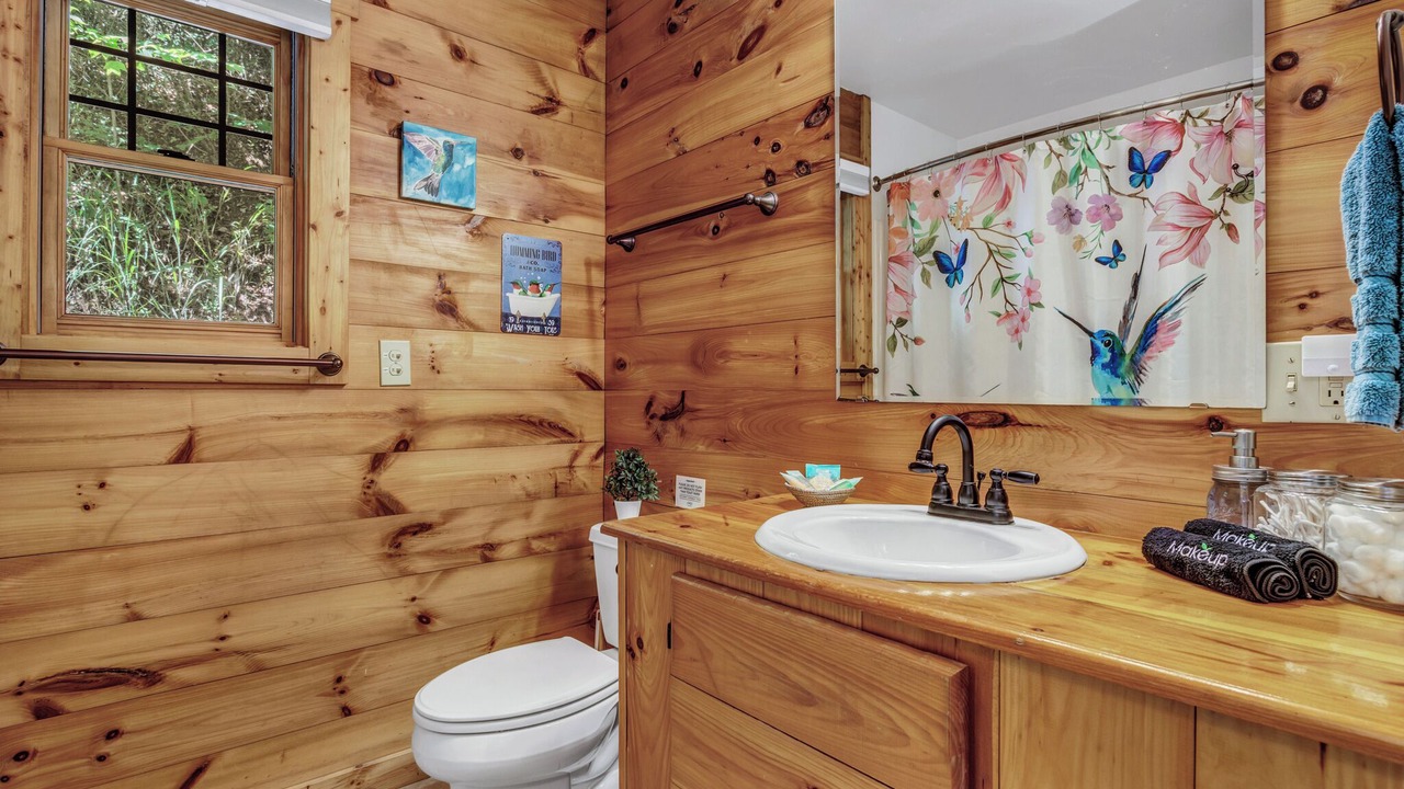 Photo of Bathroom in Skyland