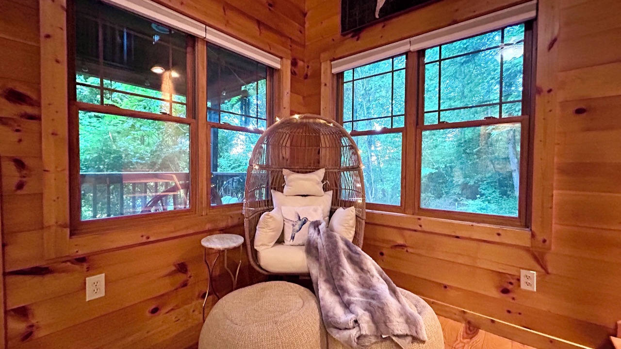 Photo of Livingroom in Skyland