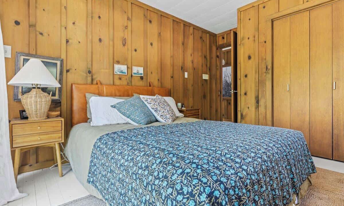 Photo of Bedroom in Ocean Hill