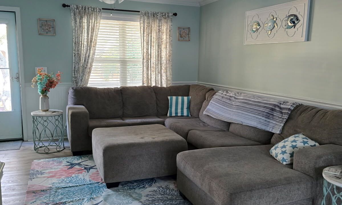 Photo of Livingroom in Tranquil Harbour