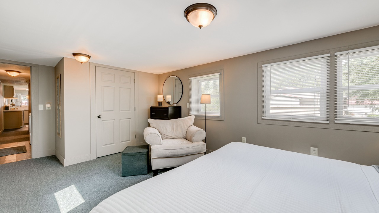 Photo of Bedroom in Maggie Valley