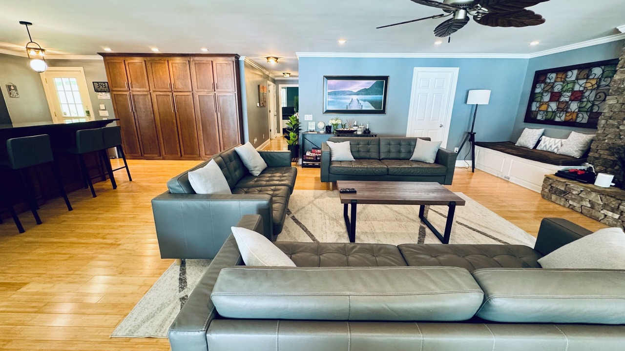 Photo of Livingroom in Leasburg