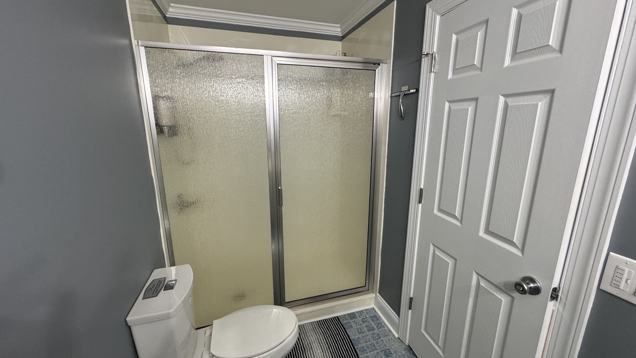 Photo of Bathroom in Leasburg