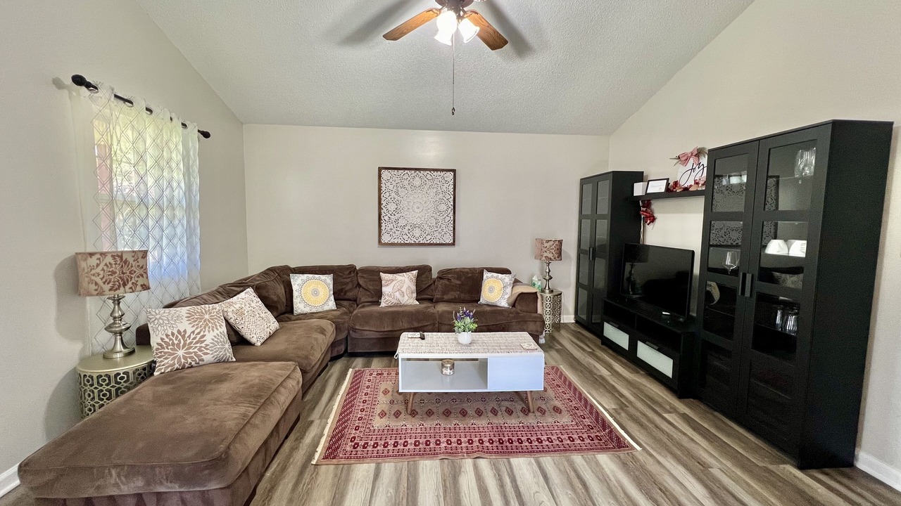 Photo of Livingroom in High Point