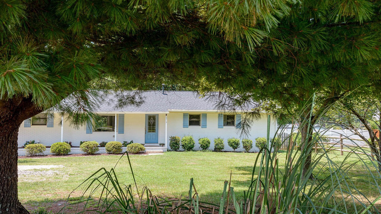 Photo of Outdoor in Cornelius