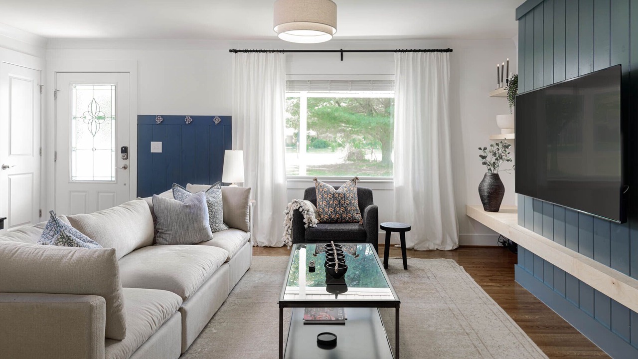 Photo of Livingroom in Cornelius