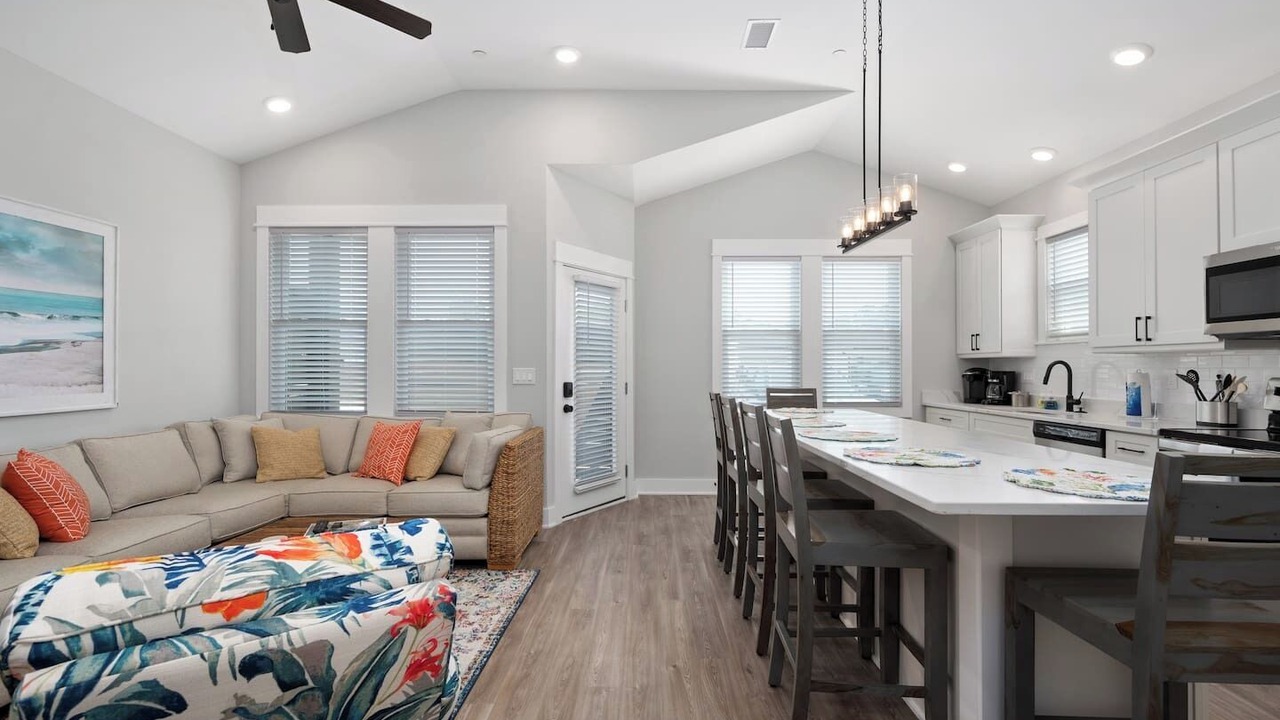 Photo of Livingroom in Corolla Village