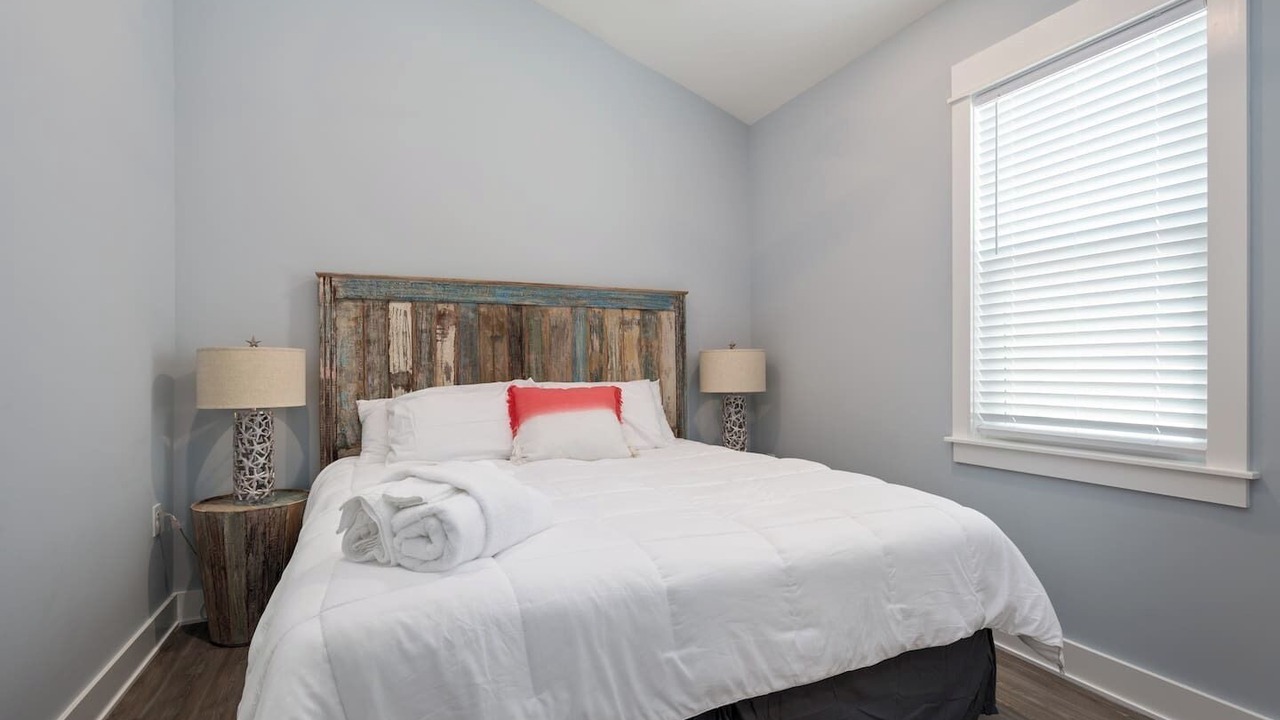 Photo of Bedroom in Corolla Village