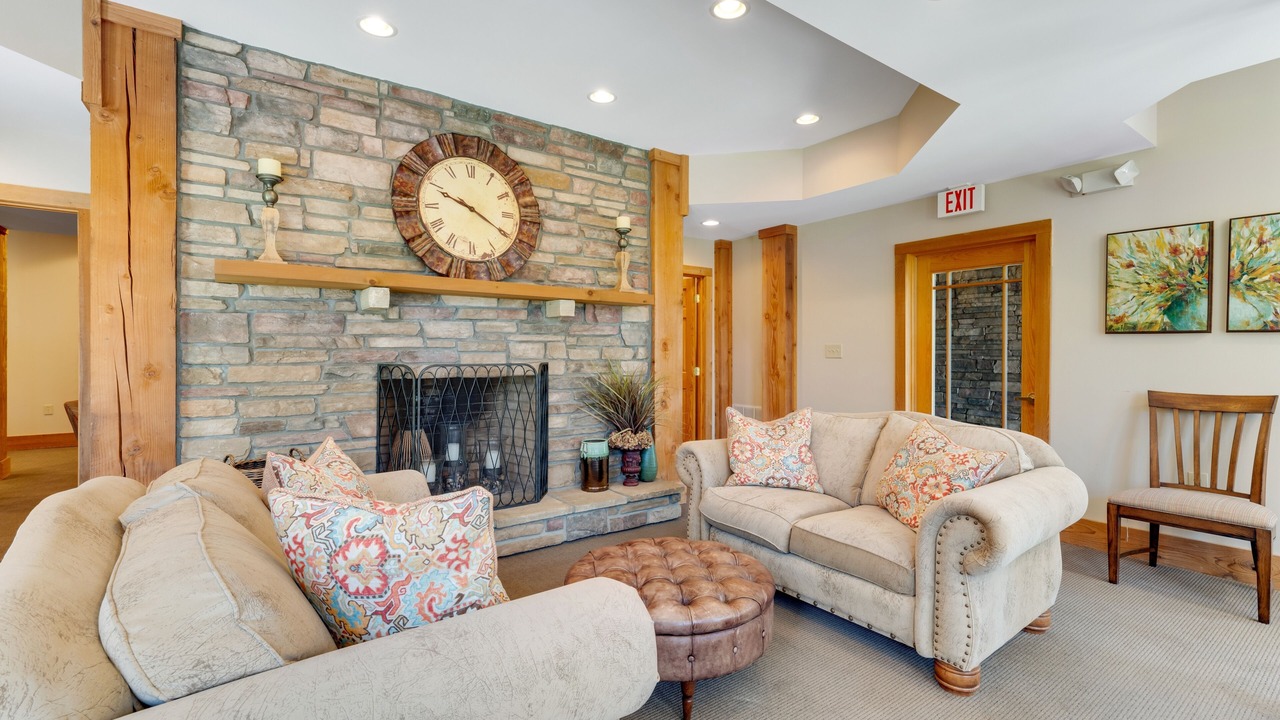 Photo of Livingroom in Foscoe