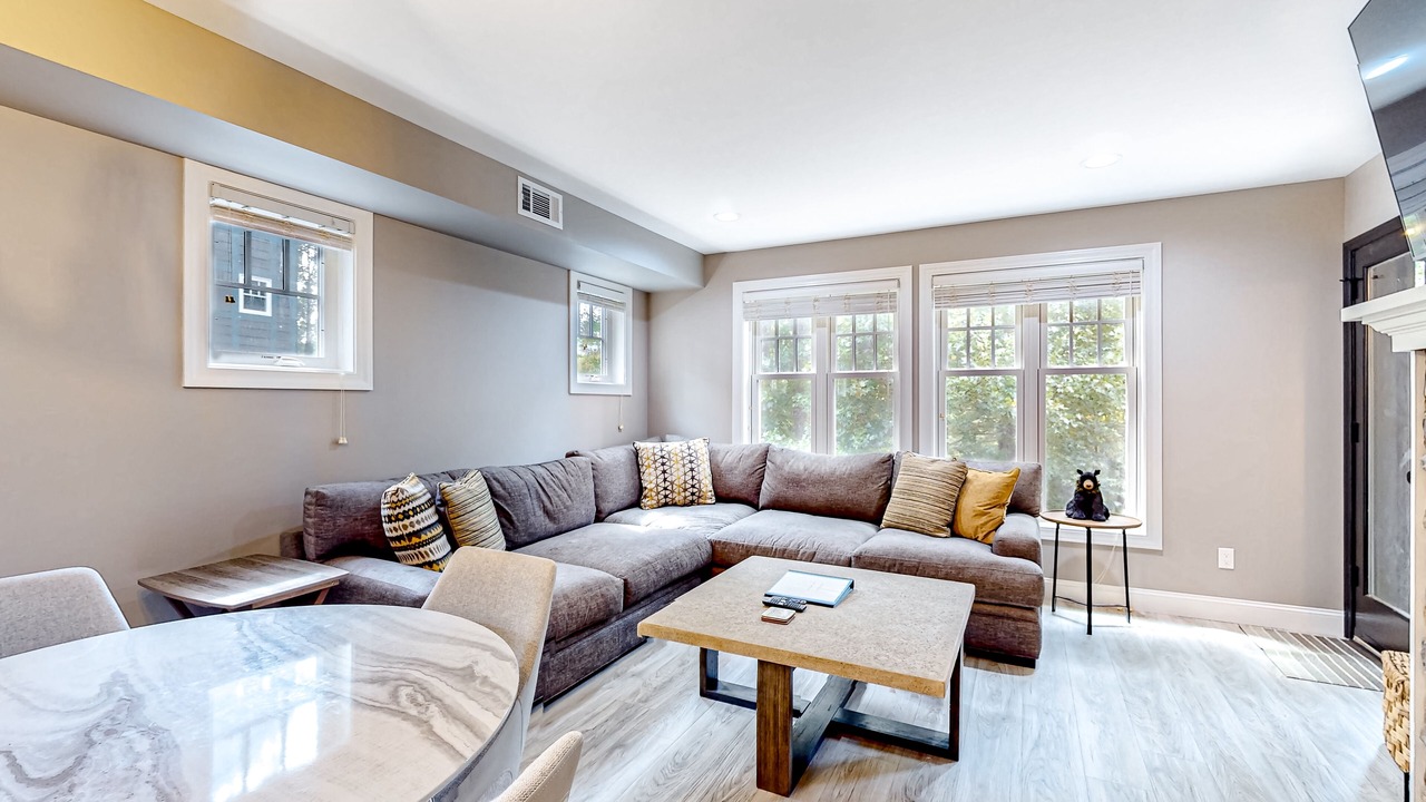 Photo of Livingroom in Foscoe
