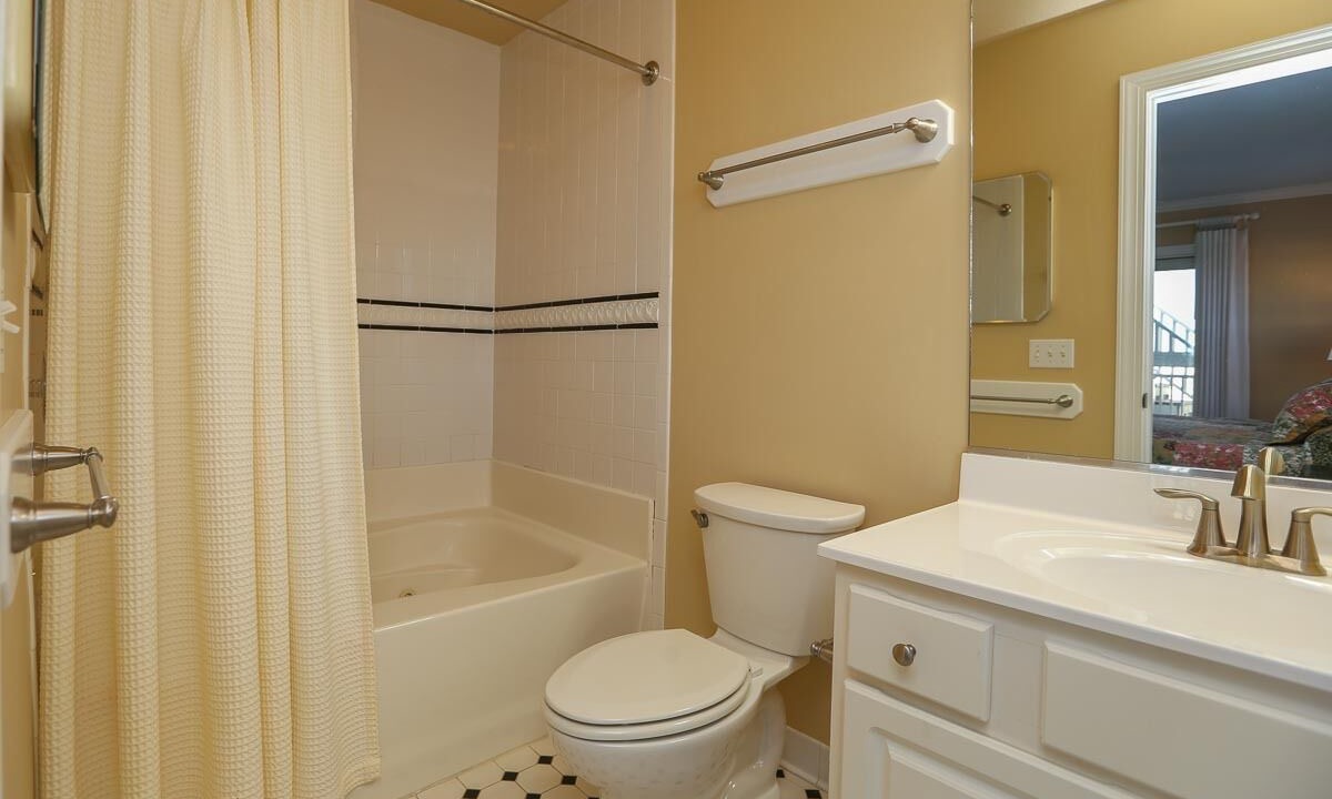 Photo of Bathroom in Colington