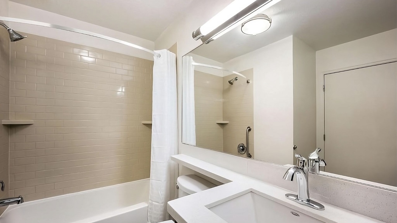 Photo of Bathroom in Newell