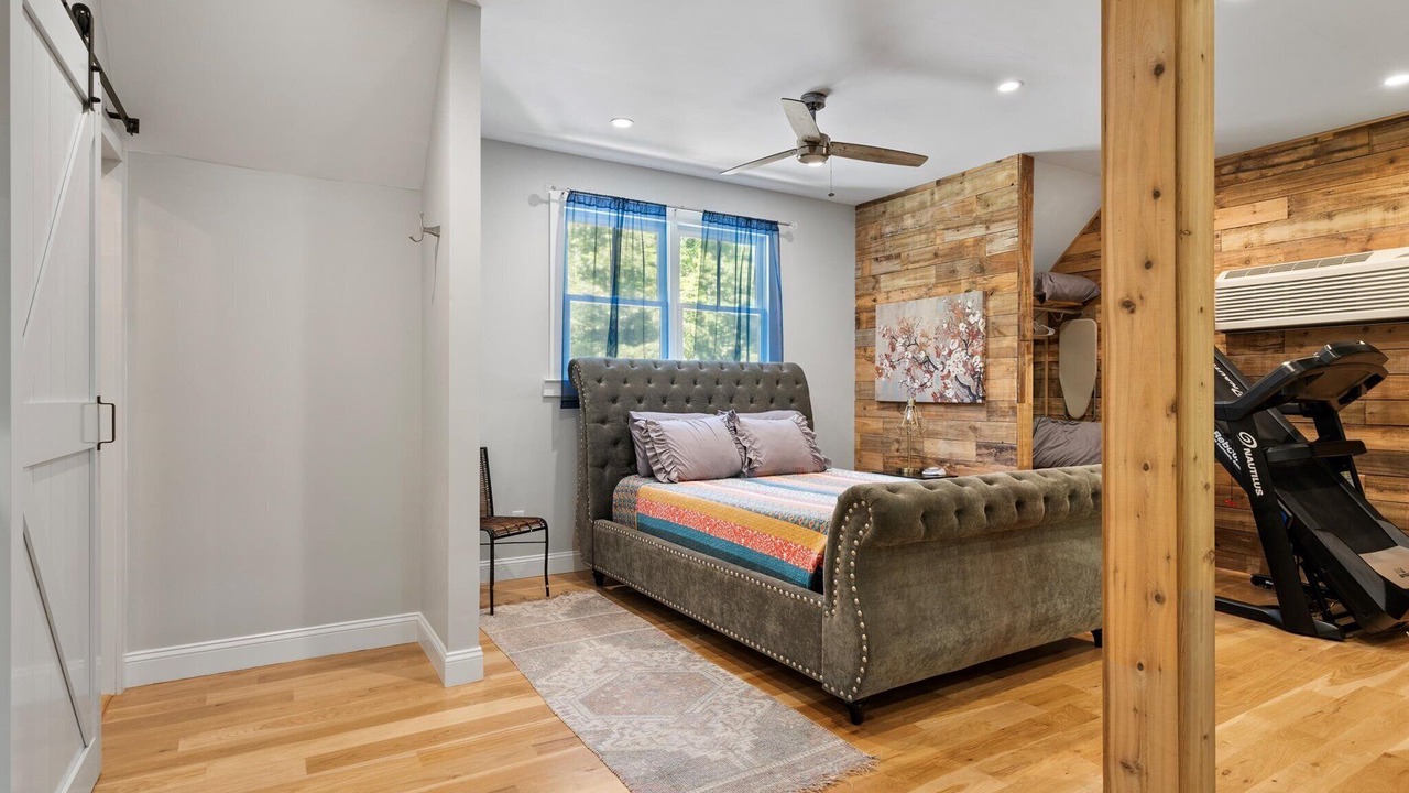 Photo of Bedroom in Matthews