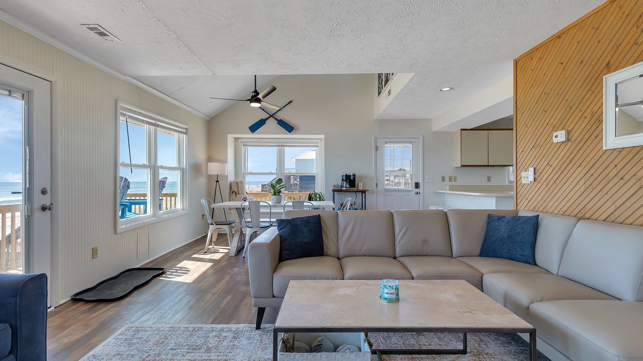 Photo of Livingroom in McCutcheon Field