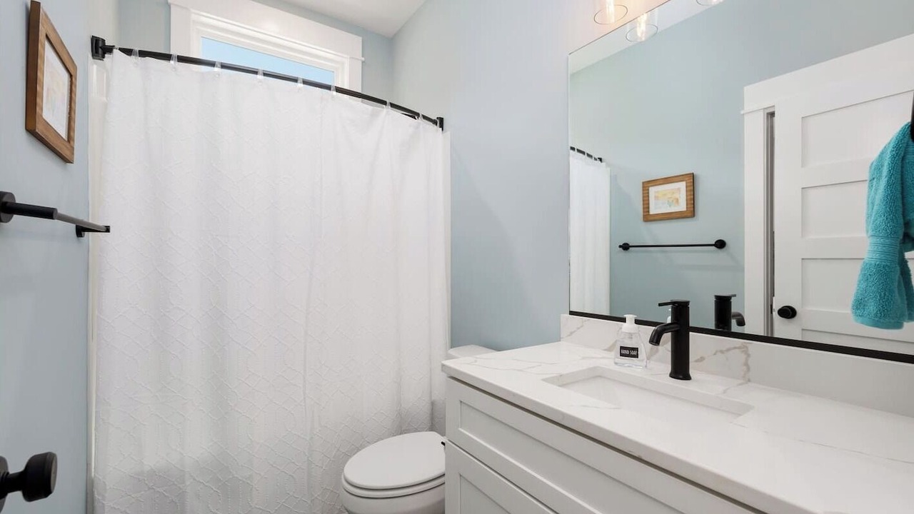 Photo of Bathroom in Corolla Village