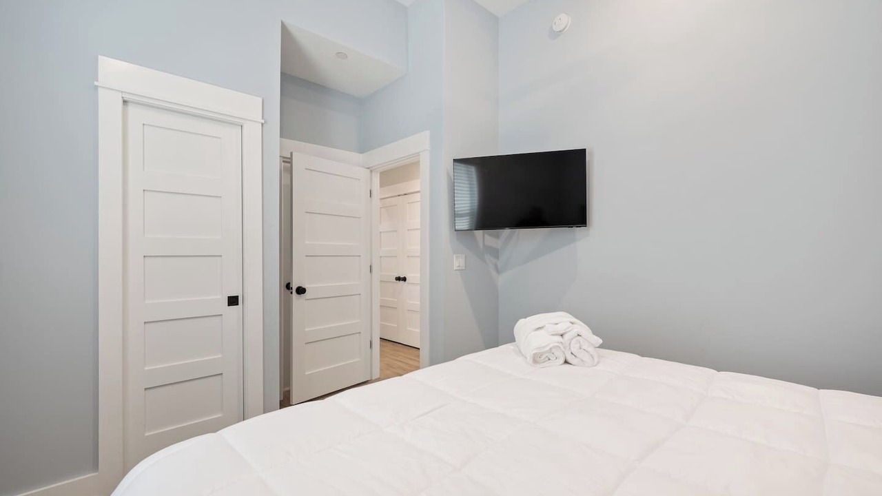 Photo of Bedroom in Corolla Village