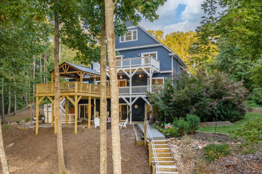 Photo of Outdoor in North Shore Acres