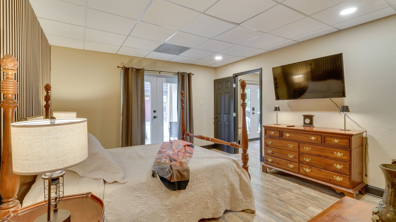 Photo of Bedroom in Hickory